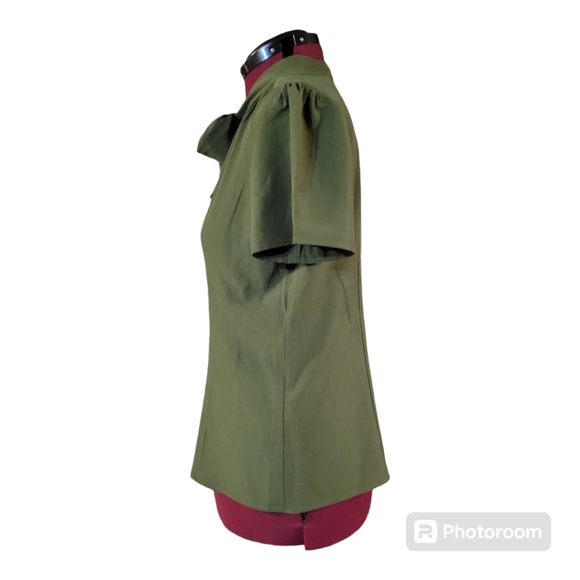 Women's Bell Poque, button-up, NWT, neck bow tie, size L, blouse - Picture 3 of 10